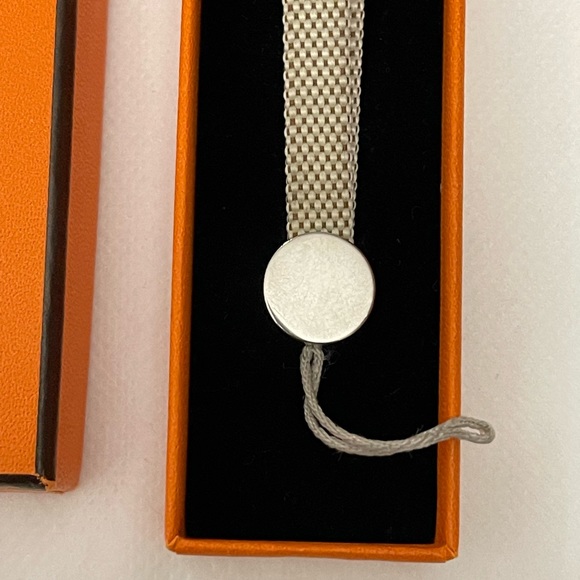 Authentic Hermes Cellphone strap/holder - Picture 3 of 8